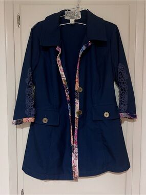 Nick & mo medium Women's Navy  Sleeve Trench Coat **missing 2 top buttons